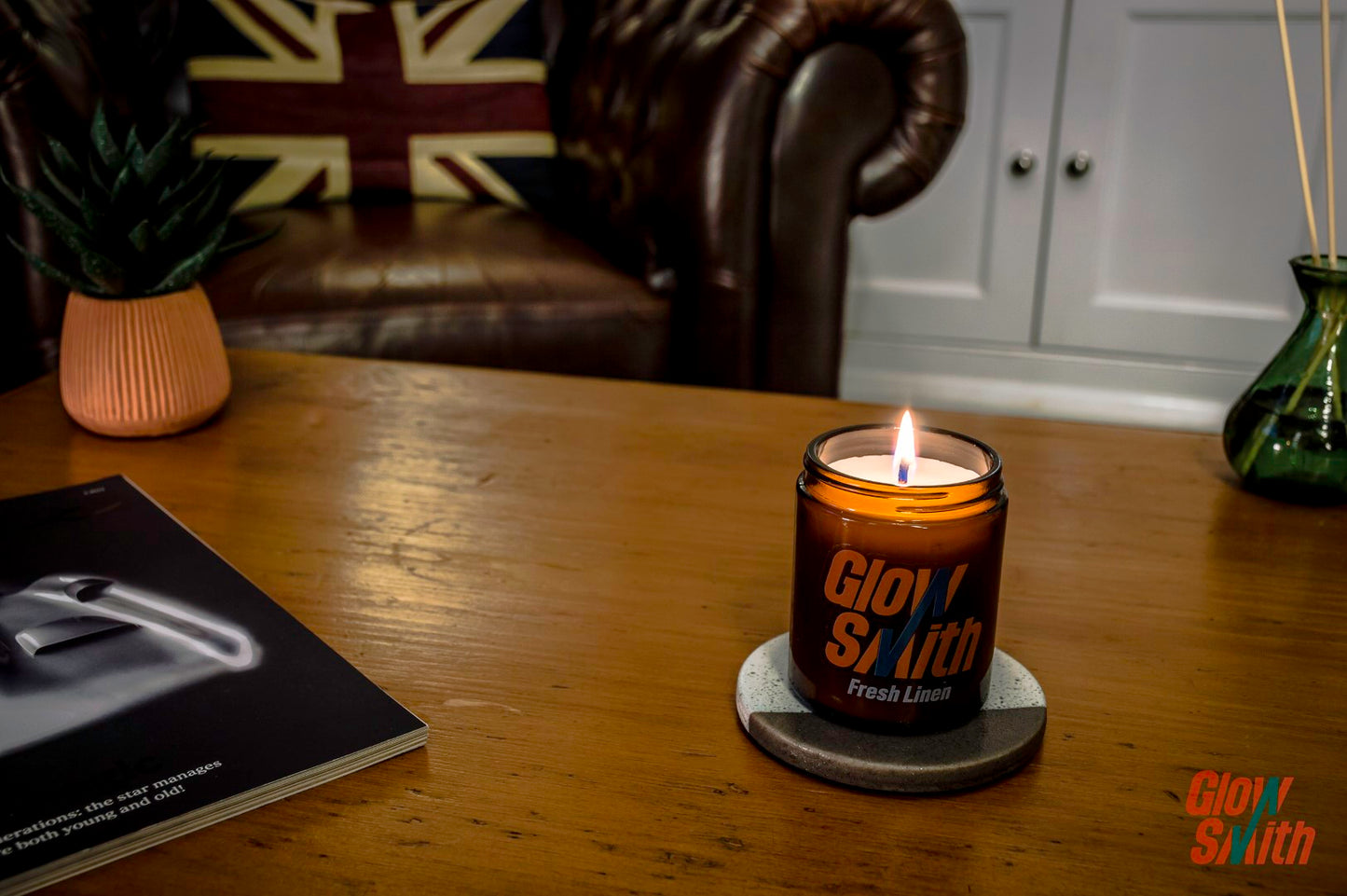Amber Glow Candle: Small - Fresh Linen