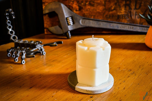 Smoked Vanilla Nuclear Reactor Nut & Bolt Candle