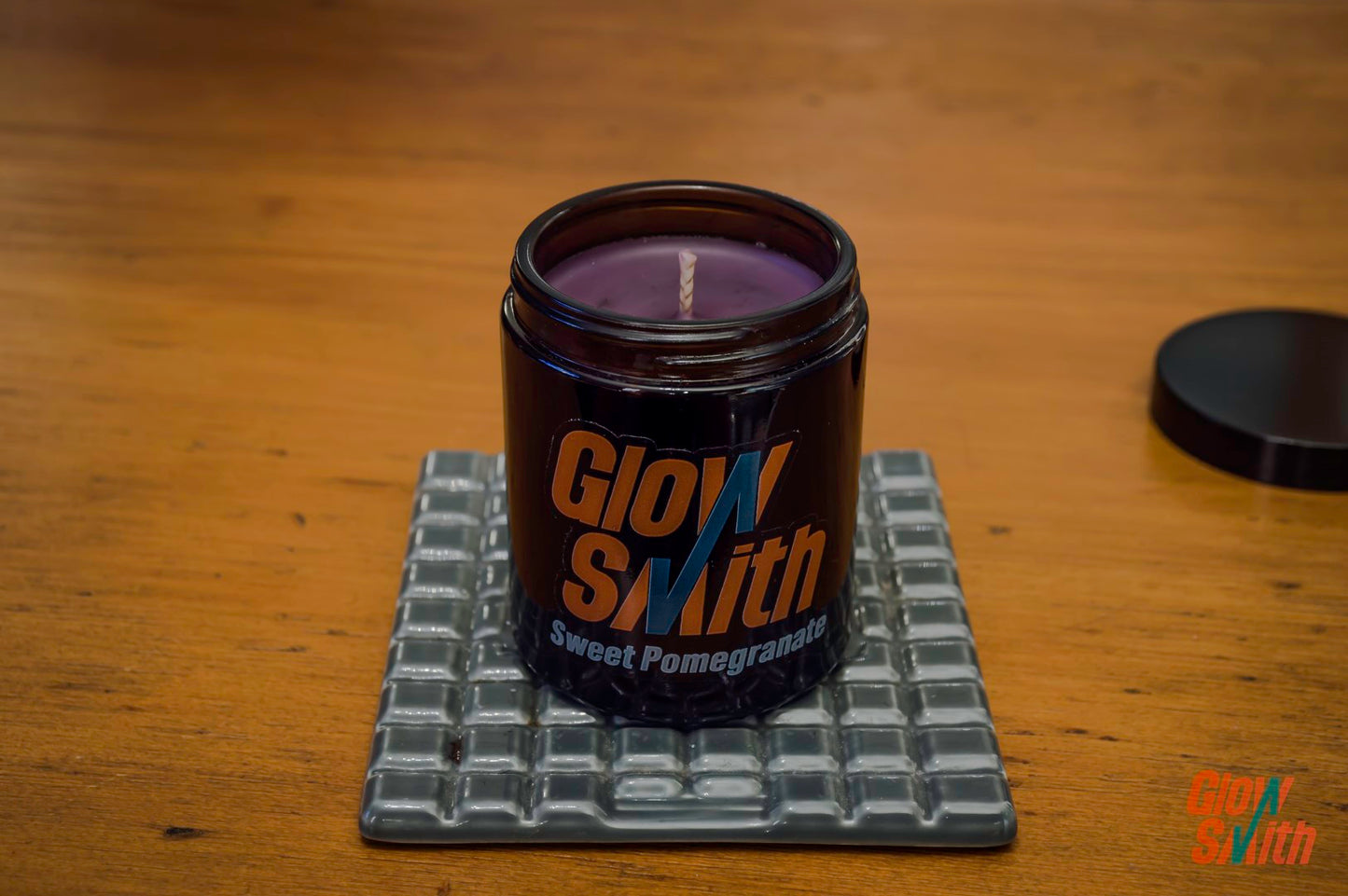 Small Vintage Smoked Glow Candle - Sweet Pomegranate