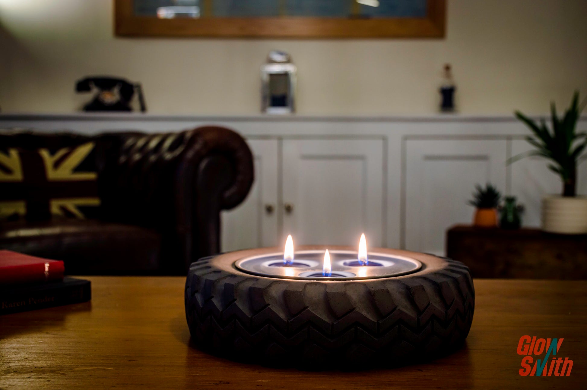 petrol heads candle tyre